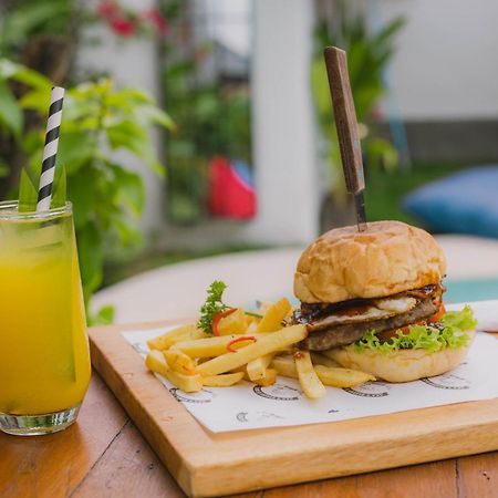 What The Duck Backpackers 坎古 外观 照片